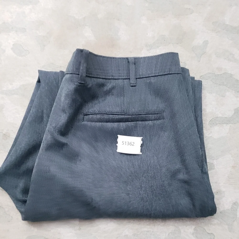 Vintage Levi's Action Slacks Pants Mens 36x28 Gray Pockets Straight Leg Trousers